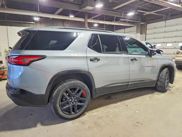1GNERKKW3PJ317548 — 2023 Chevrolet Traverse, фото 3 с аукциона Copart, Передняя часть