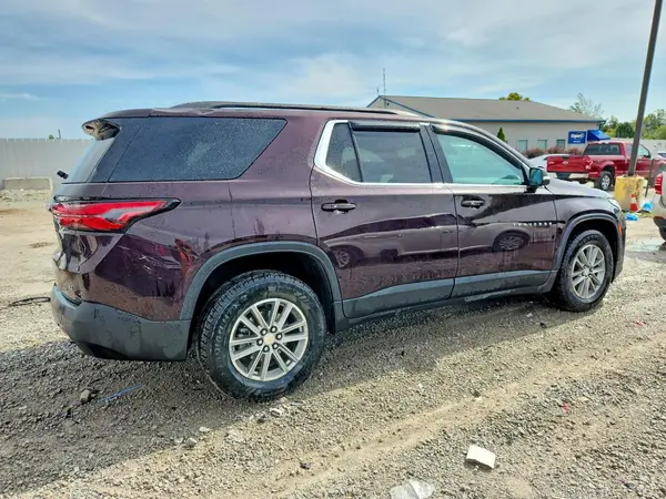 1GNERGKW0PJ272131 — 2023 Chevrolet Traverse, фото 3 с аукциона Copart, Передняя часть