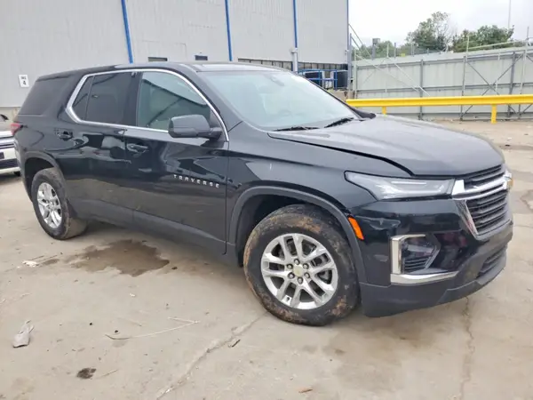 1GNERFKW7PJ236169 — 2023 Chevrolet Traverse, фото 4 с аукциона Copart, Передняя часть