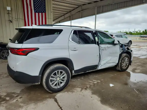 1GNERHKW8PJ193134 — 2023 Chevrolet Traverse, фото 3 с аукциона Copart, Боковая часть