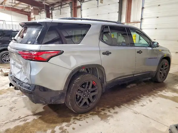 1GNEVKKW9PJ323706 — 2023 Chevrolet Traverse, фото 3 с аукциона Copart, Задняя часть