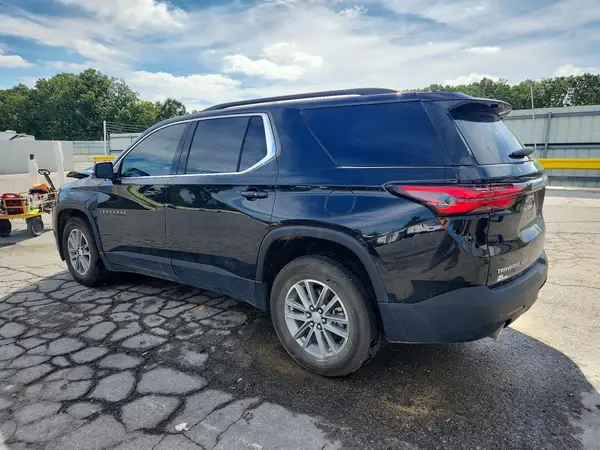 1GNEVGKW1PJ257326 — 2023 Chevrolet Traverse, фото 2 с аукциона Copart, Передняя часть