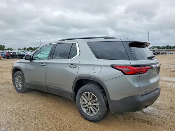1GNETVKW3RJ129389 — 2024 Chevrolet Traverse, фото 2 с аукциона Copart, Боковая часть