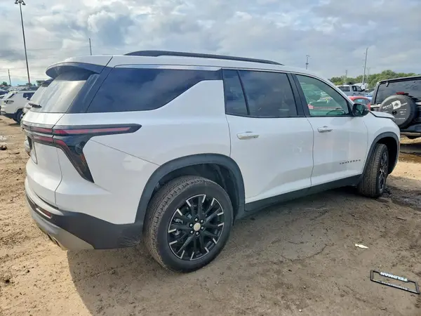 1GNERGRS6SJ217629 — 2025 Chevrolet Traverse, фото 3 с аукциона Copart, Передняя часть