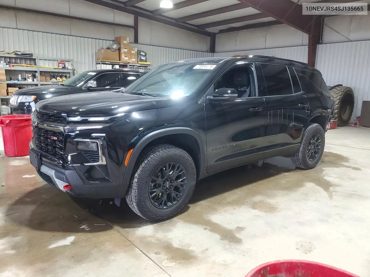 1GNEVJRS4SJ135665 Chevrolet Traverse 2025 — повреждение Задняя часть, фото до ремонта