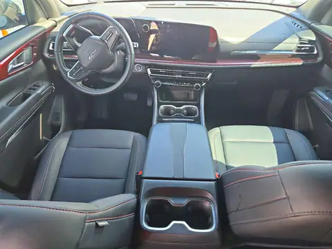 1GNEVJRS6SJ218630 — 2025 Chevrolet Traverse, фото 8 с аукциона Copart, Задняя часть
