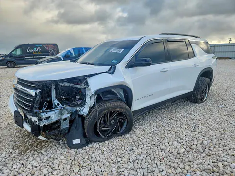 1GNERGKS1TJ215122 — 2026 Chevrolet Traverse, Передняя часть (Front End), фото до ремонта