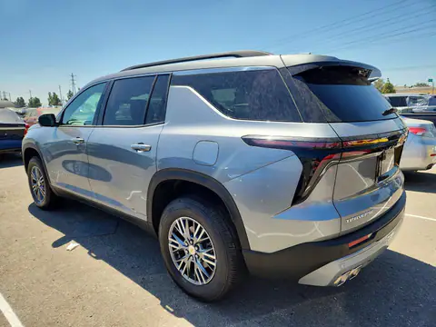 1GNERGKS9TJ206104 — 2026 Chevrolet Traverse, фото 2 с аукциона Copart 13.10.2026, Мелкие вмятины и царапины