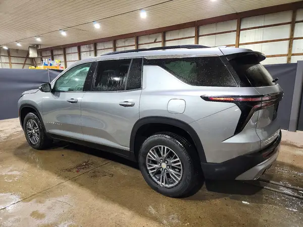 1GNEVGKS5TJ183450 — 2026 Chevrolet Traverse, фото 2 с аукциона Copart 28.09.2026, Передняя часть