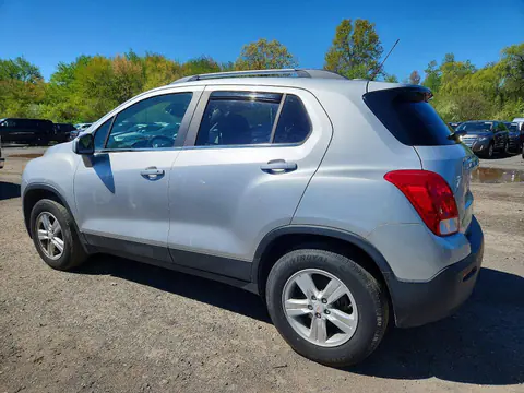 2016 Chevrolet Trax VIN KL7CJPSB0GB761267 фото 2