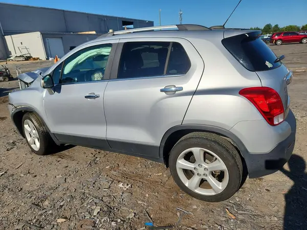 3GNCJRSB7GL200648 — 2016 Chevrolet TRAX, фото 2 с аукциона Copart, Передняя часть