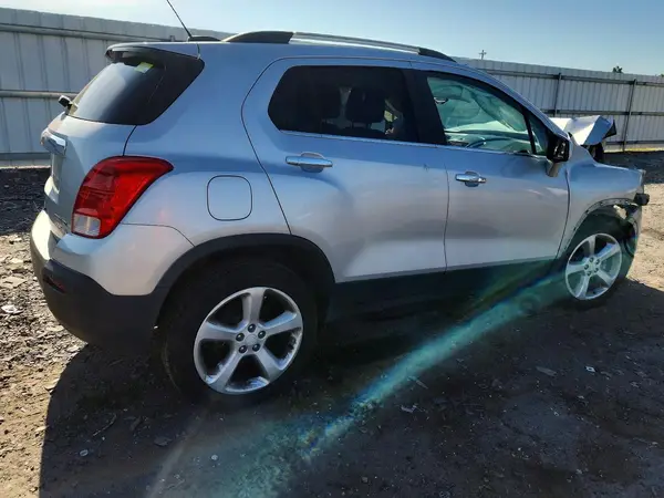 3GNCJRSB7GL200648 — 2016 Chevrolet TRAX, фото 3 с аукциона Copart, Передняя часть
