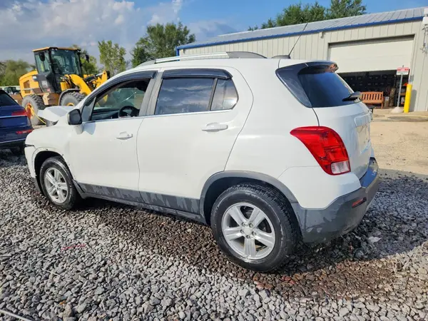 2016 CHEVROLET TRAX VIN 3GNCJLSBXGL162586 фото 2