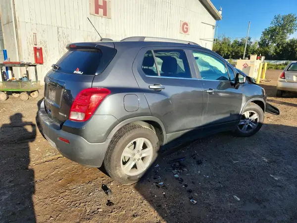 3GNCJLSB5GL243284 — 2016 Chevrolet TRAX, фото 3 с аукциона Copart, Передняя часть