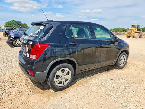 3GNCJKSB6HL284390 — 2017 Chevrolet TRAX, фото 3 с аукциона Copart 30.09.2026, Передняя часть