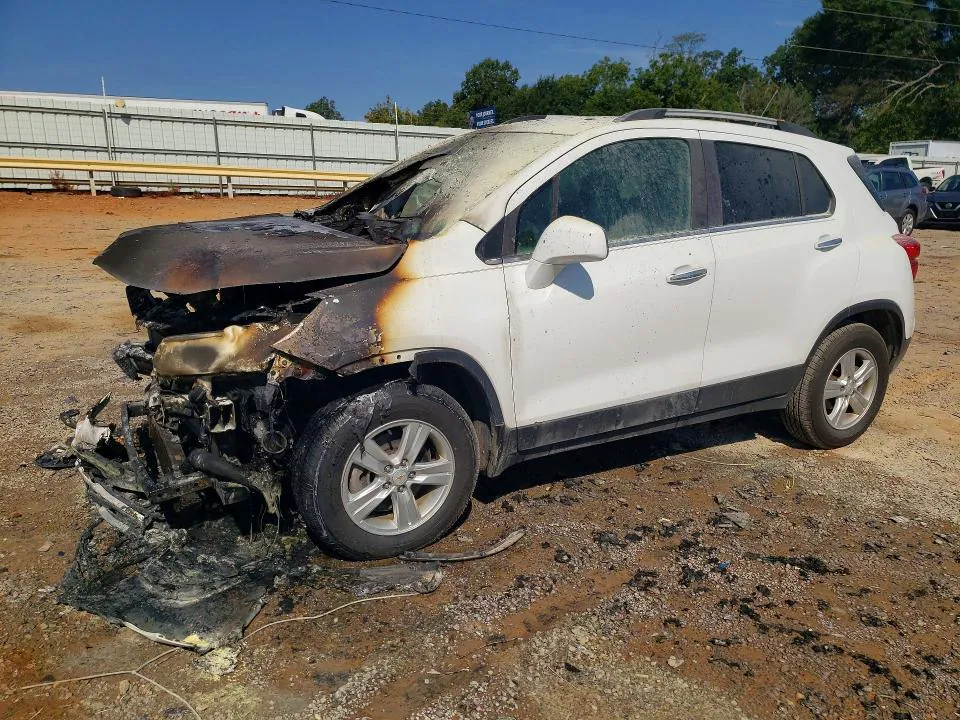 2018 CHEVROLET TRAX VIN KL7CJPSBXJB710284 фото 1