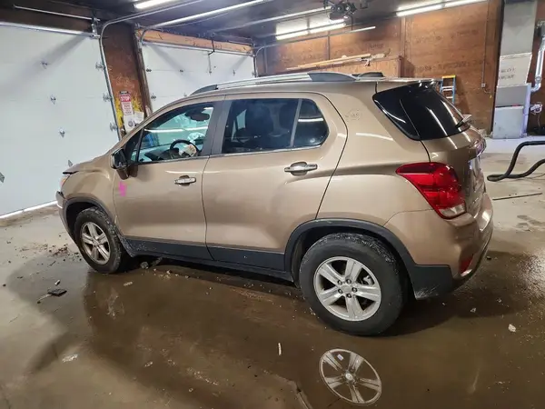 3GNCJPSB1JL304547 — 2018 Chevrolet TRAX, фото 2 с аукциона Copart, Передняя часть