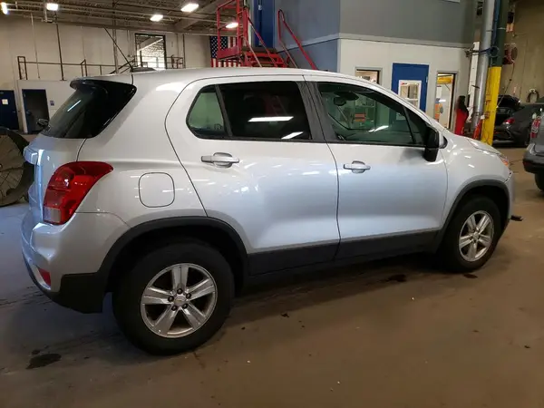 KL7CJNSB3JB716979 — 2018 Chevrolet TRAX, фото 3 с аукциона Copart, Передняя часть