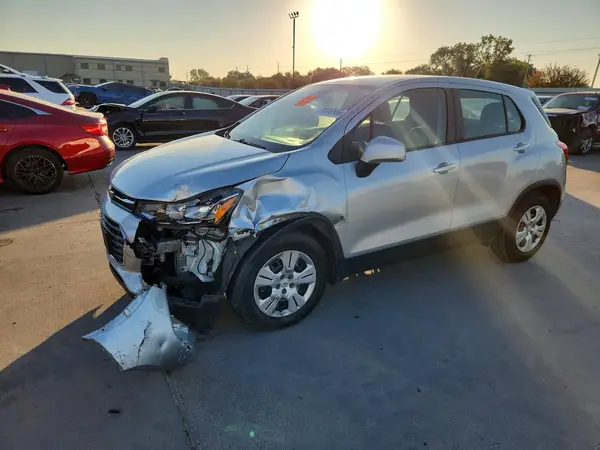 KL7CJKSB5JB704167 — 2018 Chevrolet TRAX, Передняя часть (Front End), фото до ремонта