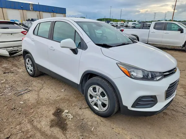 3GNCJKSB1JL293018 — 2018 Chevrolet TRAX, фото 4 с аукциона Copart 02.10.2026, Механические повреждения