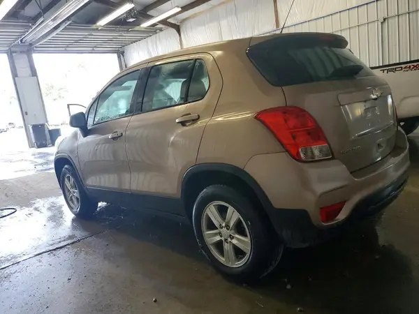 3GNCJNSB3JL388603 — 2018 Chevrolet TRAX, фото 2 с аукциона Copart 14.10.2026, Передняя часть