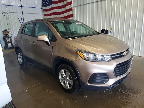 3GNCJNSB3JL388603 — 2018 Chevrolet TRAX, фото 4 с аукциона Copart 14.10.2026, Передняя часть