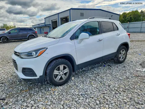 3GNCJPSB2JL365096 — 2018 Chevrolet TRAX, Передняя часть, фото до ремонта