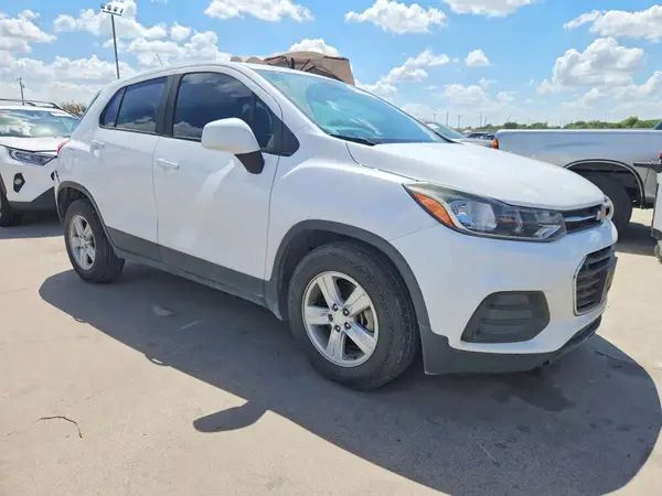 2019 CHEVROLET TRAX VIN 3GNCJKSB4KL233235 фото 4