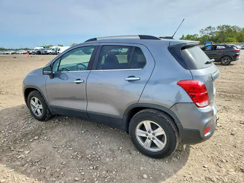 2019 Chevrolet Trax VIN KL7CJLSB4KB741136 фото 2