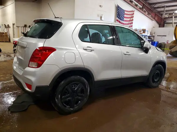 LSGCJKSB4KY001780 — 2019 Chevrolet TRAX, фото 3 с аукциона Copart, Передняя часть