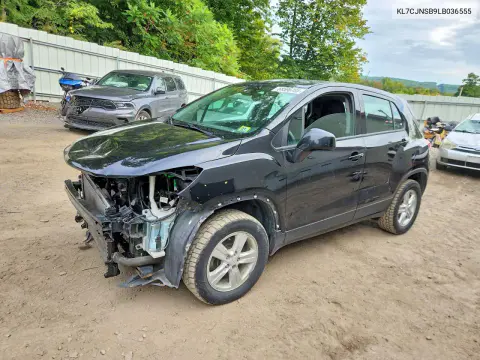 KL7CJNSB9LB036555 — 2020 Chevrolet TRAX, Передняя часть, фото до ремонта
