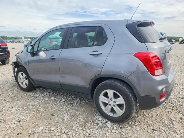 3GNCJKSB2LL222557 — 2020 Chevrolet TRAX, фото 2 с аукциона Copart, Передняя часть
