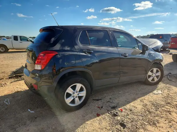 KL7CJKSB6LB075800 — 2020 Chevrolet TRAX, фото 3 с аукциона Copart, Передняя часть