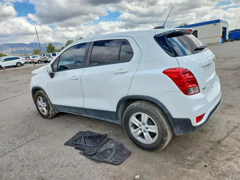 2020 Chevrolet Trax VIN KL7CJKSB7LB062618 фото 2