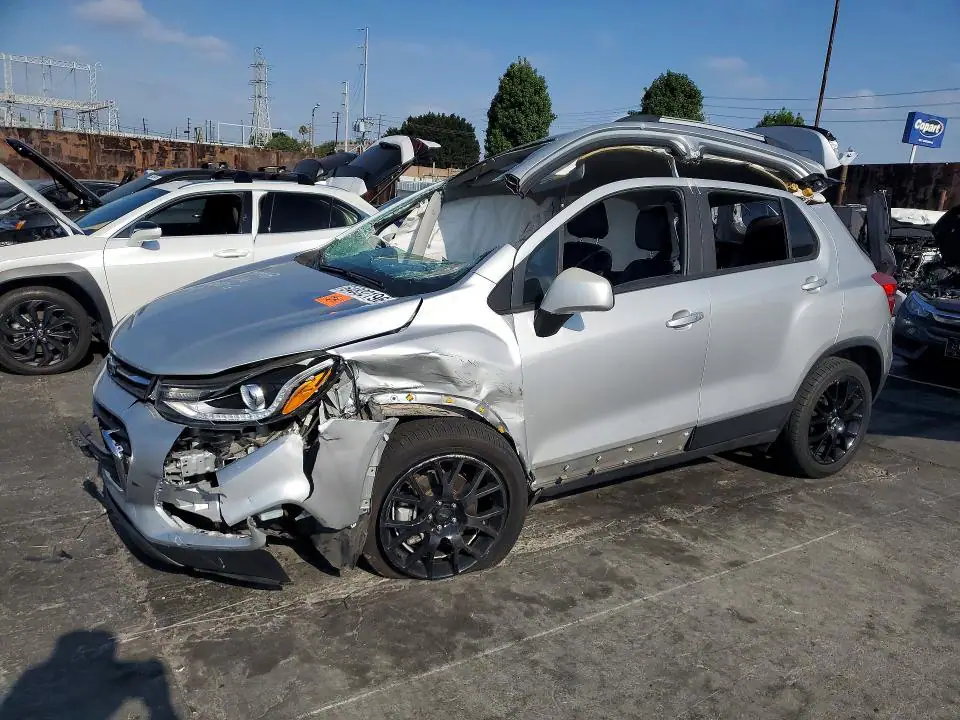 KL7CJLSB3MB355620 Chevrolet TRAX 2021 — повреждение Крыша, фото до ремонта