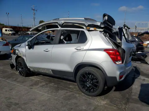 KL7CJLSB3MB355620 — 2021 Chevrolet TRAX, фото 2 с аукциона Copart 14.10.2026, Крыша