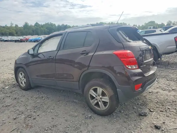 KL7CJPSB6MB337894 — 2021 Chevrolet TRAX, фото 2 с аукциона Copart 07.10.2026, Опрокидывание