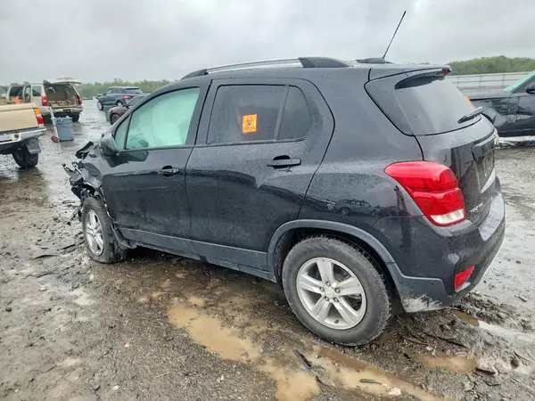 KL7CJPSM0NB559172 — 2022 Chevrolet TRAX, фото 2 с аукциона Copart, Передняя часть