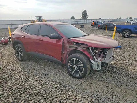 KL77LGE27RC106706 — 2024 Chevrolet TRAX, фото 4 с аукциона Copart 14.10.2026, Передняя часть