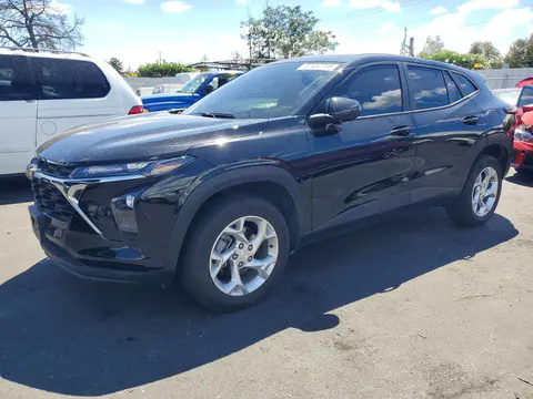 KL77LFE29RC159255 — 2024 Chevrolet TRAX, Передняя часть (Front End), фото до ремонта
