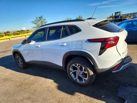 2024 Chevrolet Trax VIN KL77LHE24RC115756 фото 2