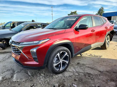 KL77LGE25RC158660 — 2024 Chevrolet TRAX, Задняя часть, фото до ремонта