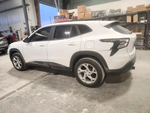 2024 Chevrolet Trax Ls VIN KL77LFE28RC127719 фото 2