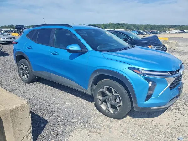 KL77LHEP0SC256244 — 2025 Chevrolet TRAX, фото 4 с аукциона Copart, Боковая часть
