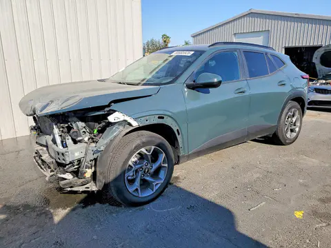 KL77LHEP3SC272762 — 2025 Chevrolet TRAX, Передняя часть (Front End), фото до ремонта
