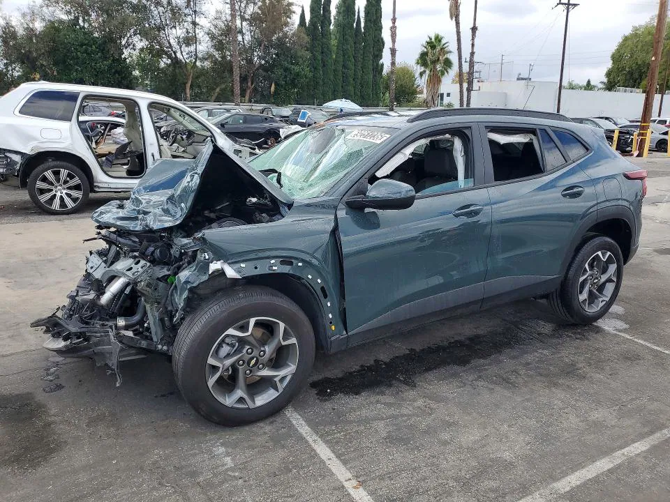 2025 Chevrolet Trax VIN KL77LHEP0SC319360 фото 1