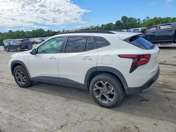 KL77LHEP3SC190448 — 2025 Chevrolet TRAX, фото 2 с аукциона Copart, Боковая часть