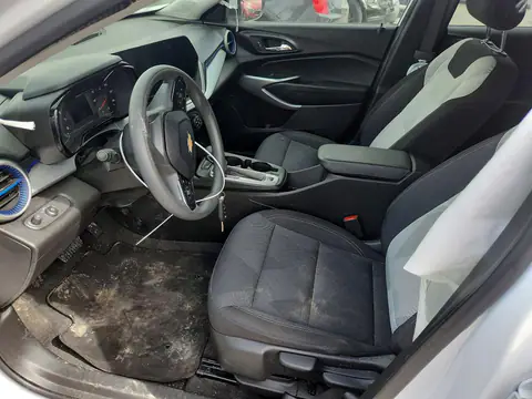 KL77LFEP2SC293011 — 2025 Chevrolet TRAX, фото 7 с аукциона Copart, Передняя часть