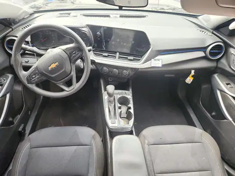KL77LFEP1SC204030 — 2025 Chevrolet TRAX, фото 8 с аукциона Copart, Задняя часть