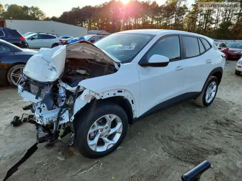 KL77LFEPXSC123138 — 2025 Chevrolet TRAX, Передняя часть, фото до ремонта